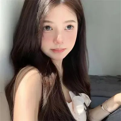 伴游女王